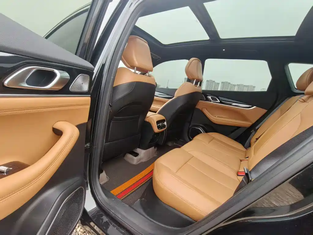 Geely Auto Emgrand L 2025 4th Gen 1.5TD DCT Shanhe 2025 - thumbnail 5