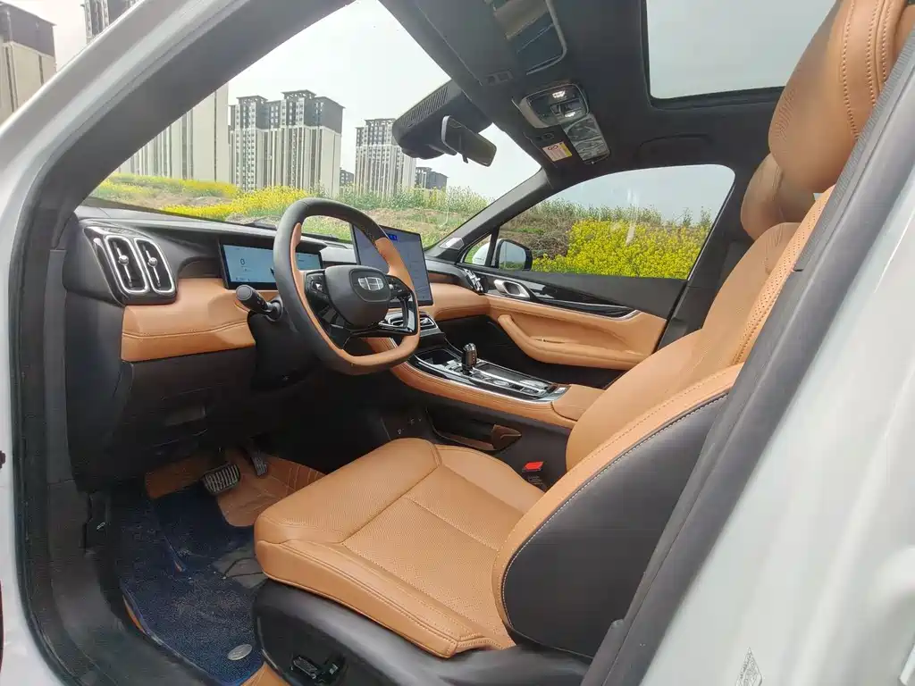 Geely Auto Emgrand L 2025 4th Gen 1.5TD DCT Shanhe 2025 - thumbnail 4