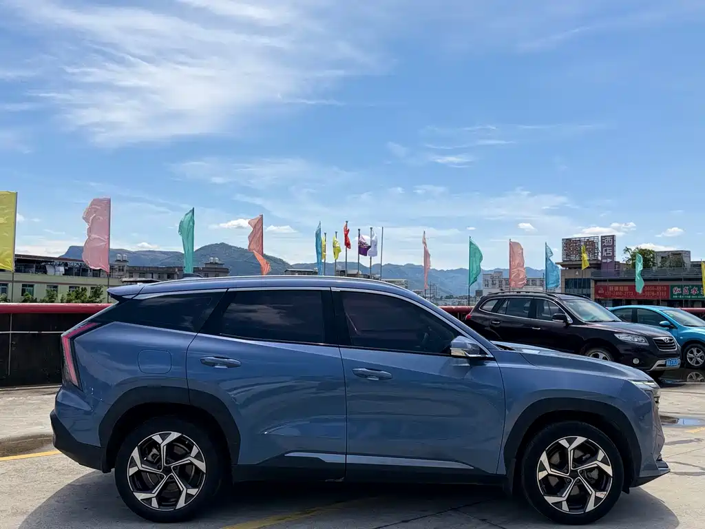 Geely Auto Boyue L 2023 1.5TD DCT Premium 2023 - thumbnail 4