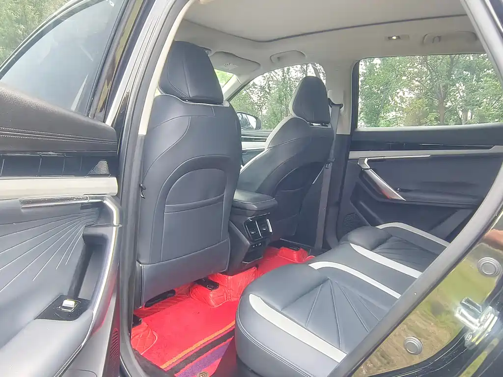 Geely Auto Boyue L 2023 1.5TD DCT Premium 2023 - thumbnail 5
