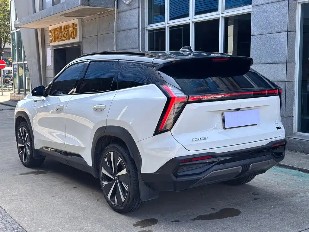 Geely Auto Boyue L 2023 1.5TD DCT Premium 2023 - thumbnail 9