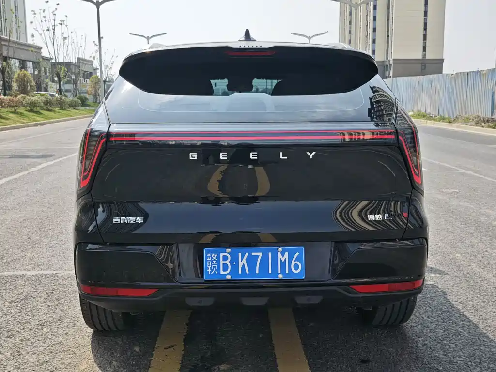 Geely Auto Emgrand L 2025 4th Gen 1.5TD DCT Sail 2025 - thumbnail 8