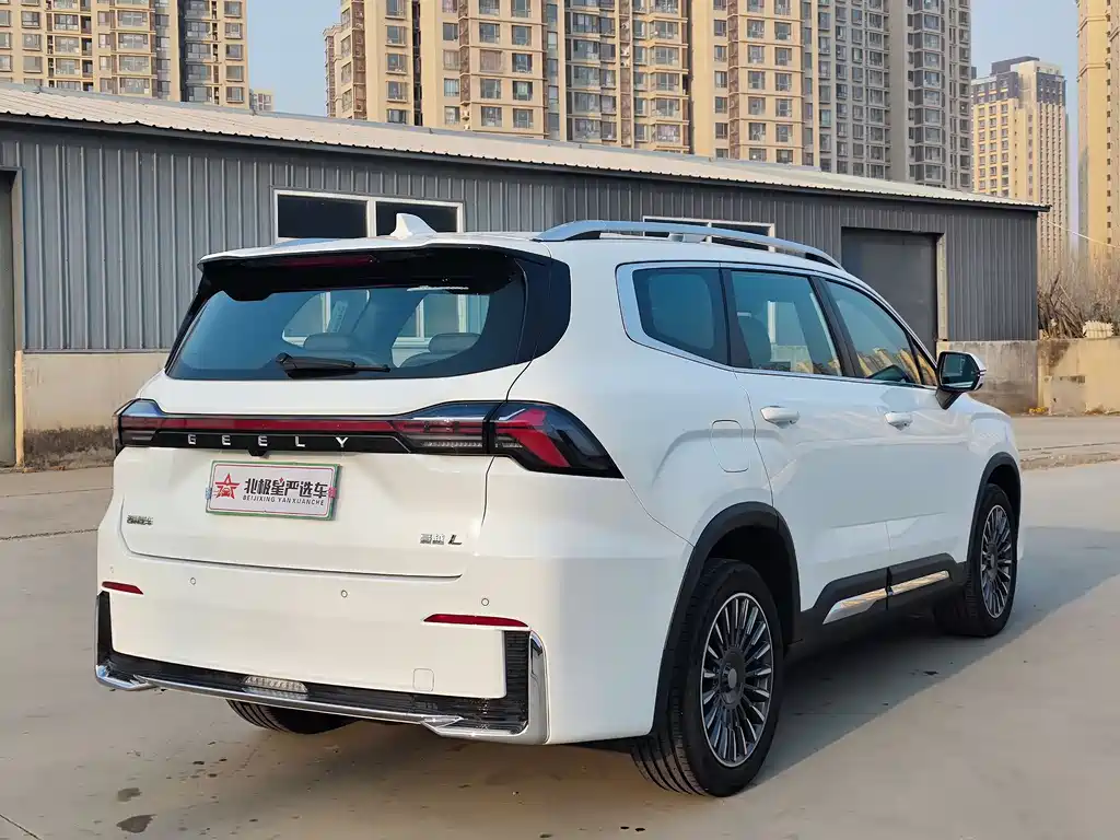 Geely Auto Haoyue L 2025 2.0T DCT Premium 2025 - thumbnail 2
