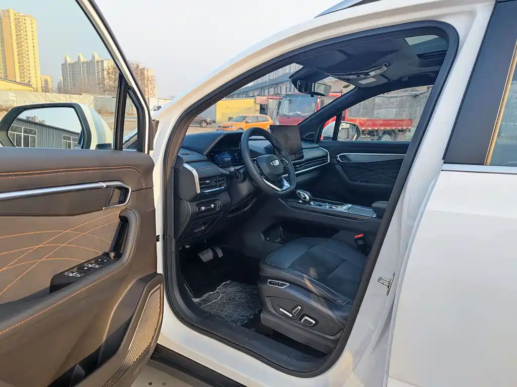 Geely Auto Haoyue L 2025 2.0T DCT Premium 2025 - thumbnail 8
