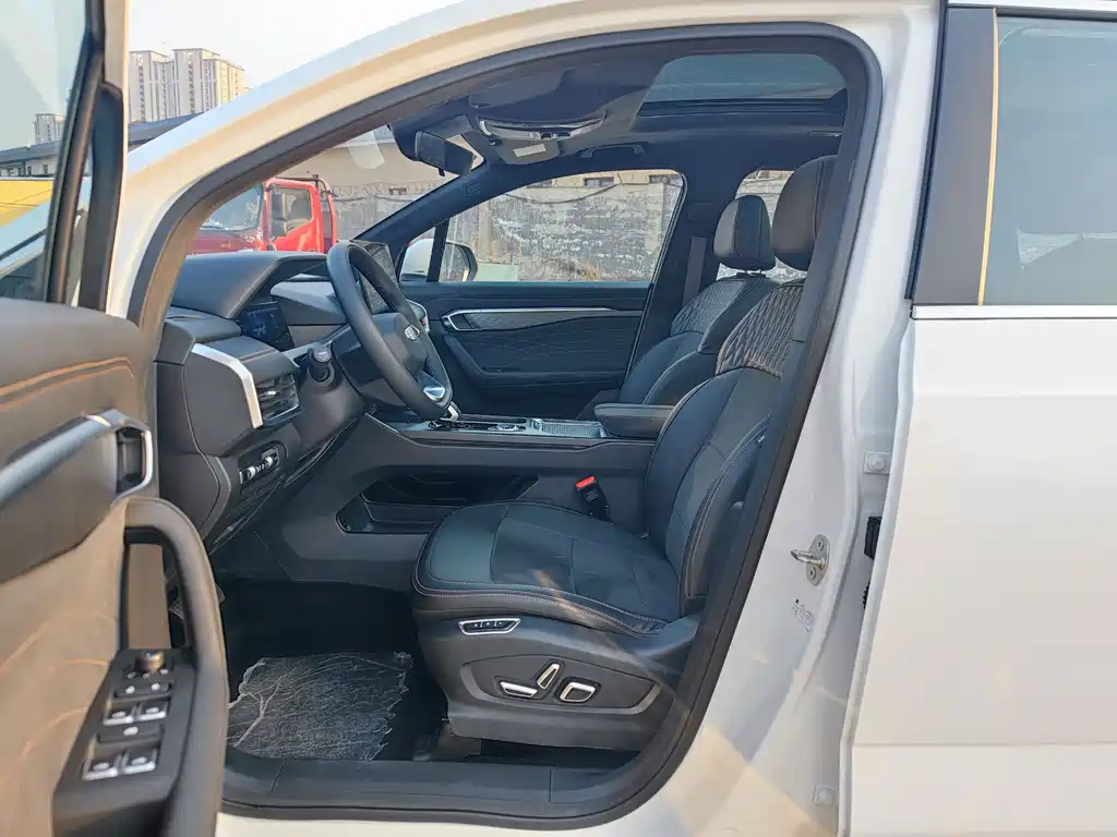 Geely Auto Haoyue L 2025 2.0T DCT Premium 2025 - thumbnail 9