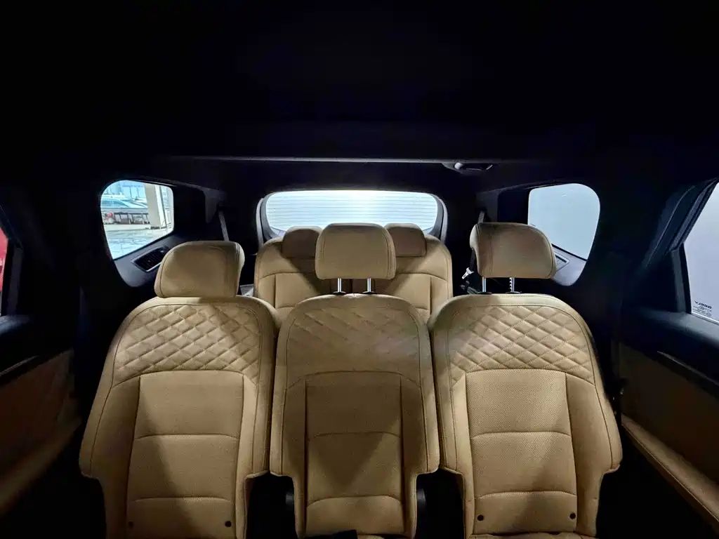 Geely Auto Haoyue L 2023 2.0T DCT Flagship 2023 - thumbnail 10