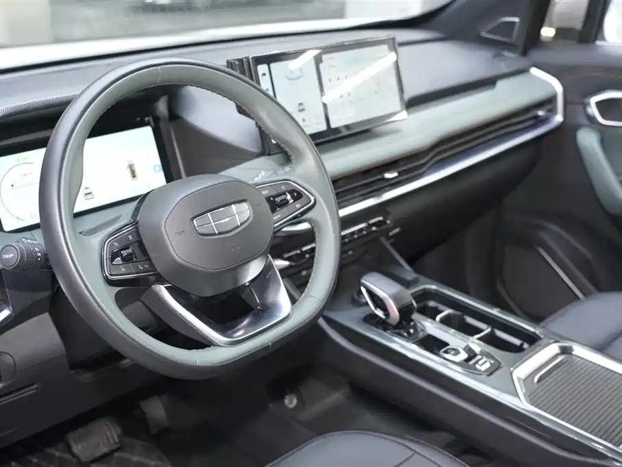 Geely Auto Haoyue L 2023 2.0T DCT Luxury 2024 - thumbnail 10
