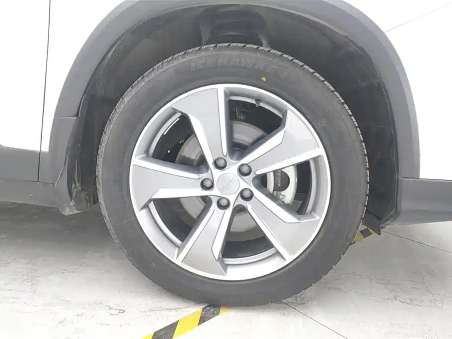 Geely Auto Haoyue L 2023 2.0T DCT Luxury 2023 - thumbnail 6