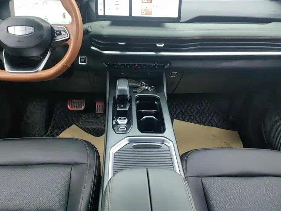Geely Auto Haoyue L 2023 2.0T DCT Luxury 2023 - thumbnail 16