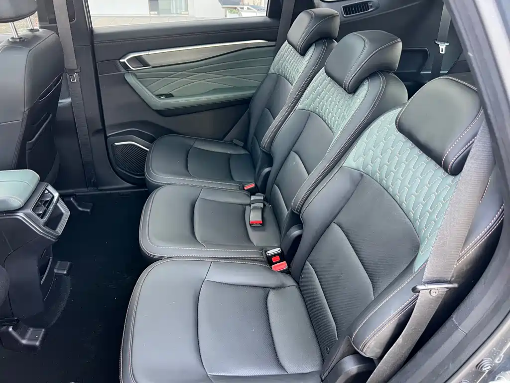 Geely Auto Haoyue L 2023 2.0T DCT Premium 2024 - thumbnail 20