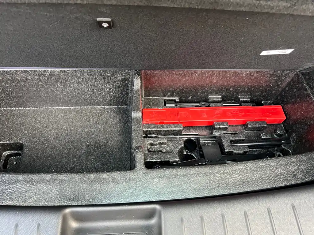 Geely Auto Haoyue L 2023 2.0T DCT Premium 2024 - thumbnail 23