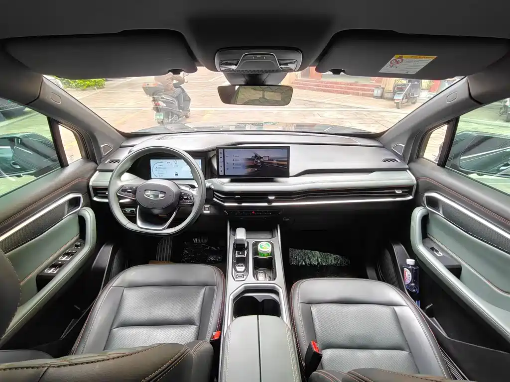 Geely Auto Haoyue L 2023 2.0T DCT Luxury Edition 2023 - thumbnail 7