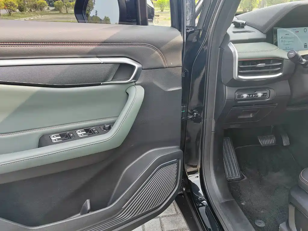 Geely Auto Haoyue L 2023 2.0T DCT Premium 2023 - thumbnail 11
