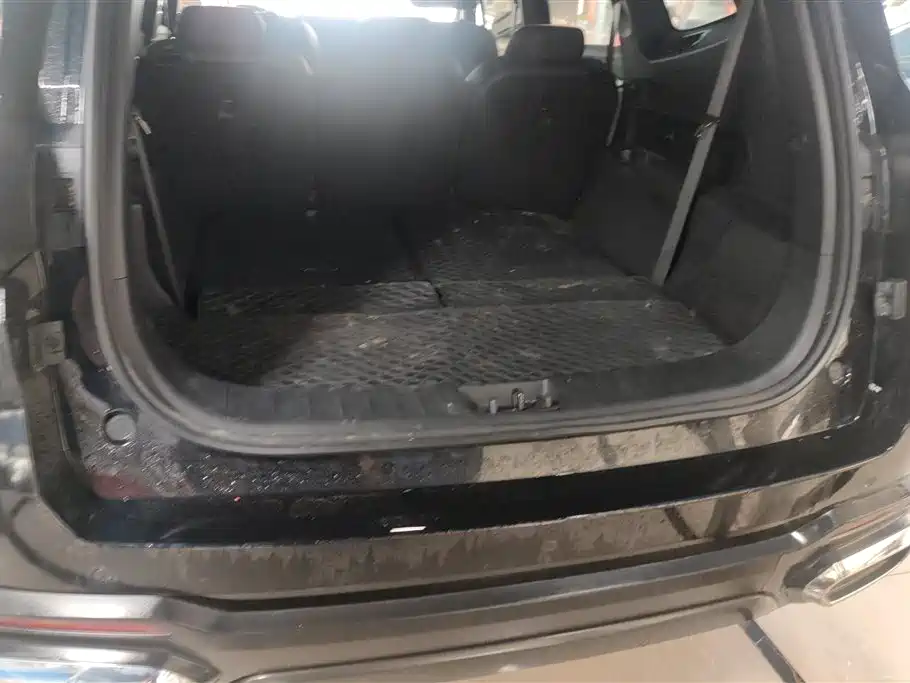 Geely Auto Haoyue L 2023 2.0T DCT Premium 2023 - thumbnail 4