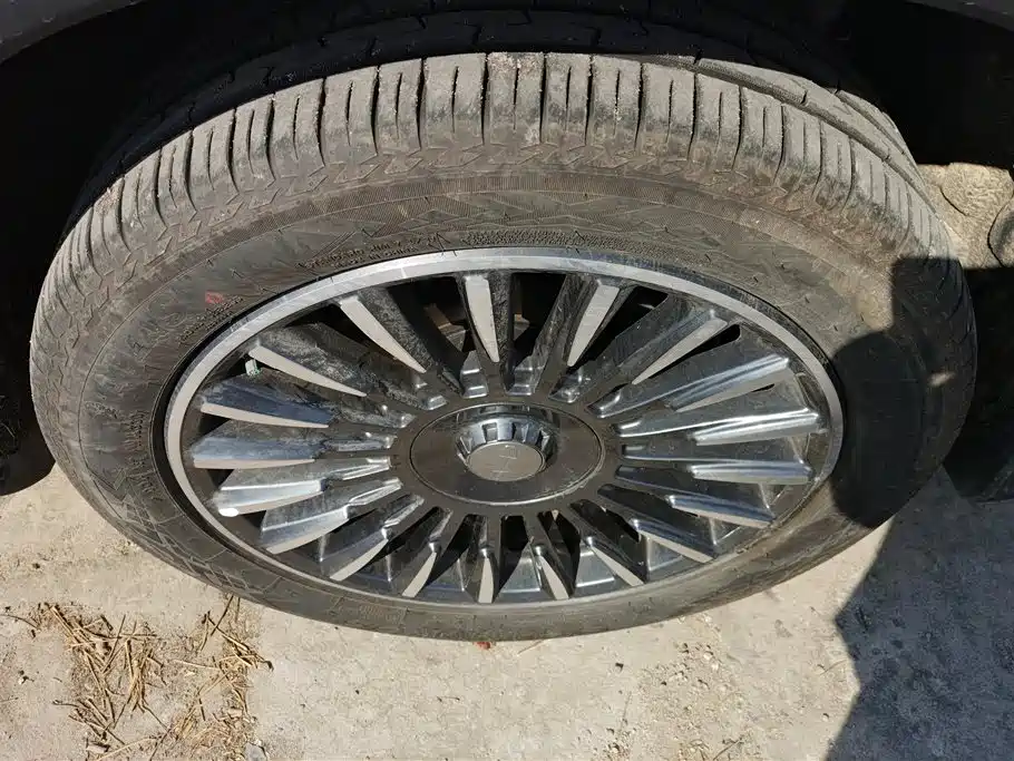 Geely Auto Haoyue L 2025 2.0T DCT Premium 2025 - thumbnail 6