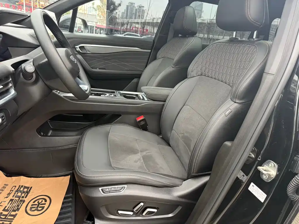 Geely Auto Haoyue L 2025 2.0T DCT Premium 2025 - thumbnail 9