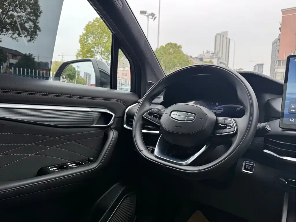 Geely Auto Haoyue L 2025 2.0T DCT Premium 2025 - thumbnail 10