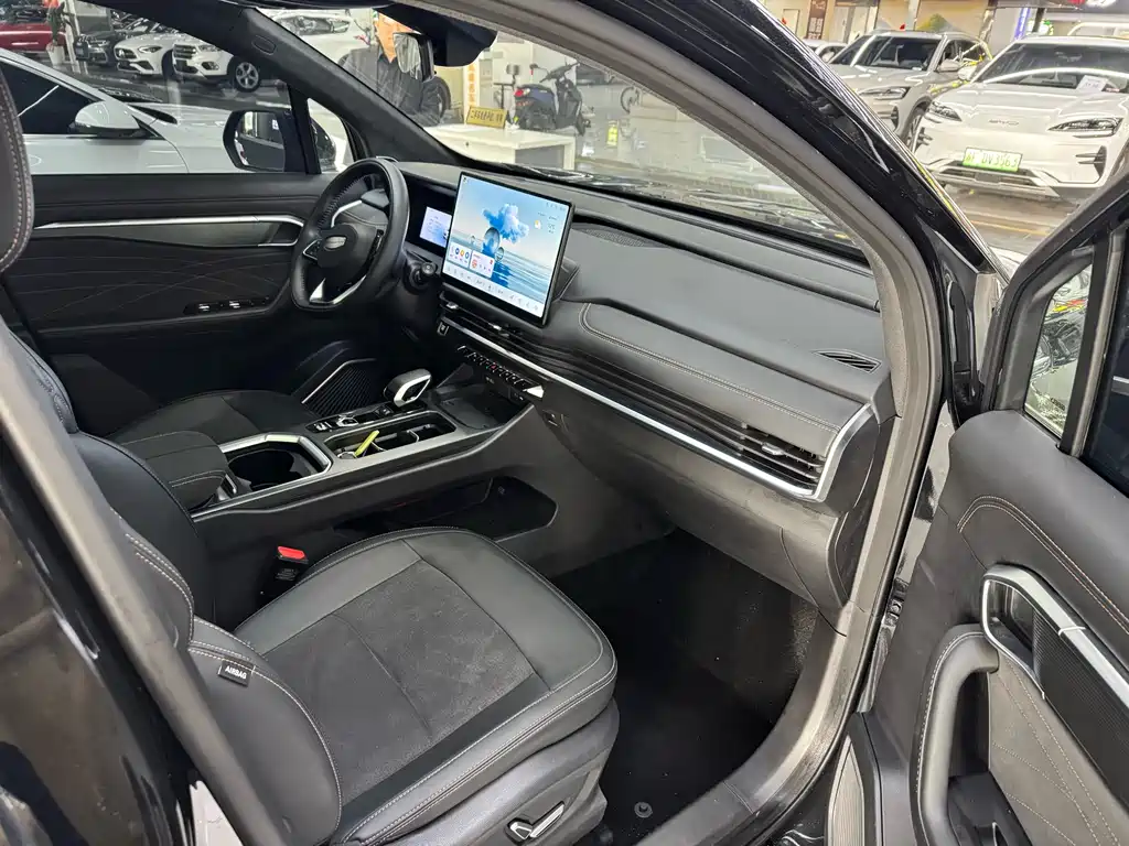 Geely Auto Haoyue L 2025 2.0T DCT Premium 2025 - thumbnail 9