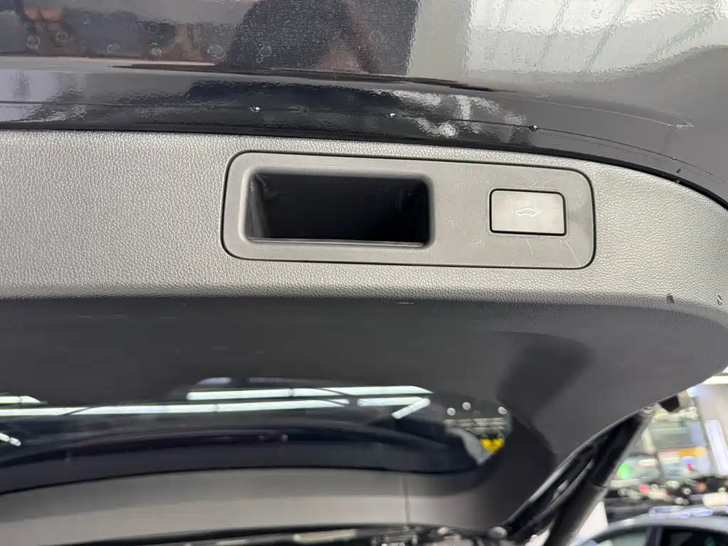 Geely Auto Haoyue L 2025 2.0T DCT Premium 2025 - thumbnail 11