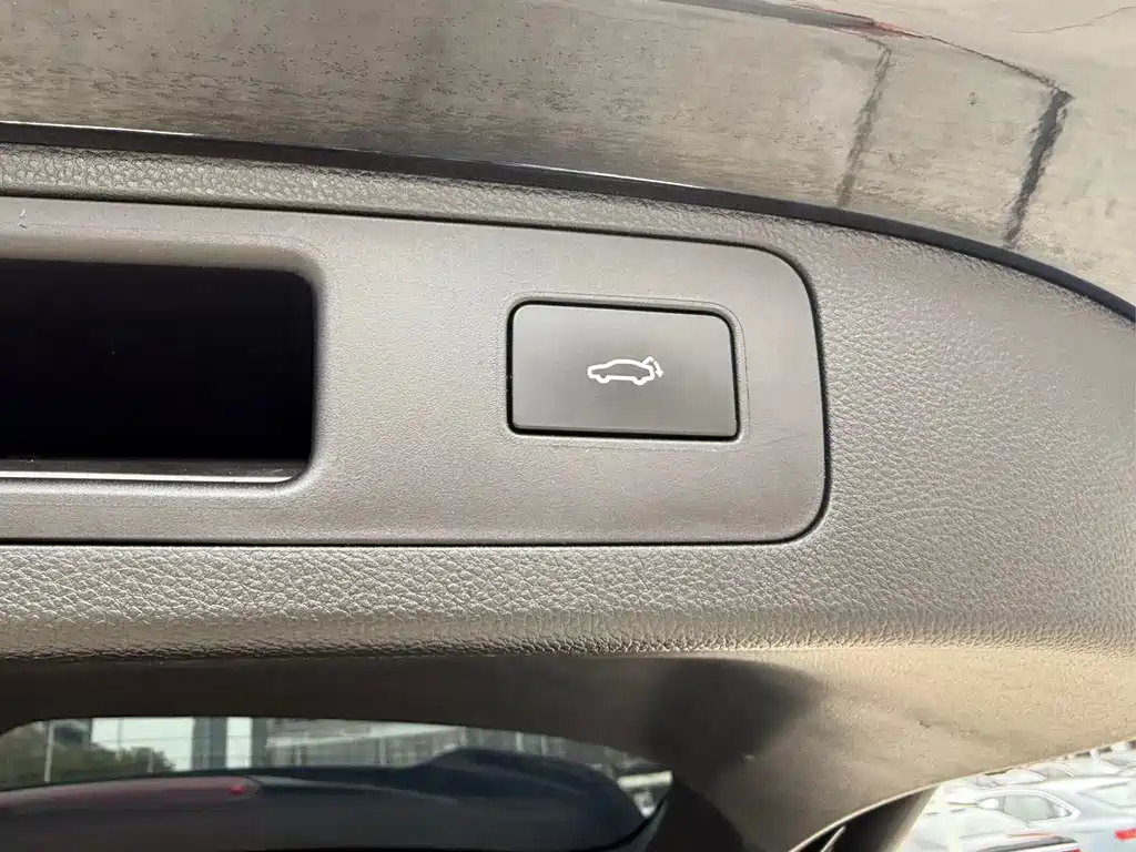 Geely Auto Haoyue L 2025 2.0T DCT Premium 2025 - thumbnail 18