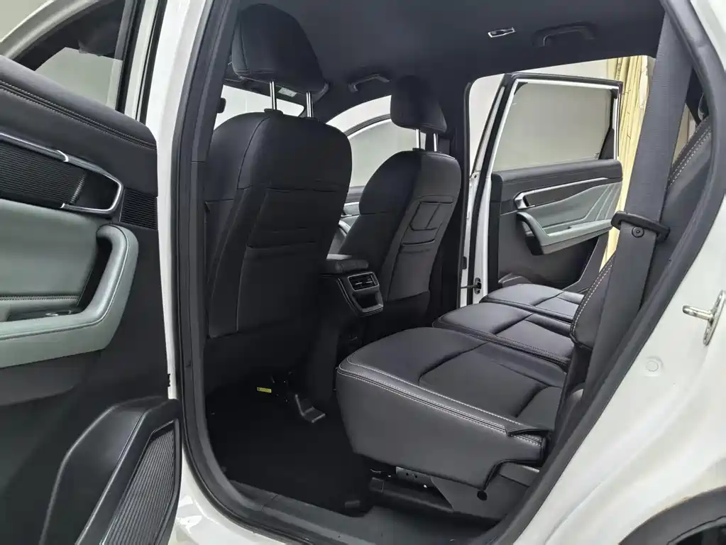 Geely Auto Haoyue L 2023 2.0T DCT Luxury 2023 - thumbnail 8