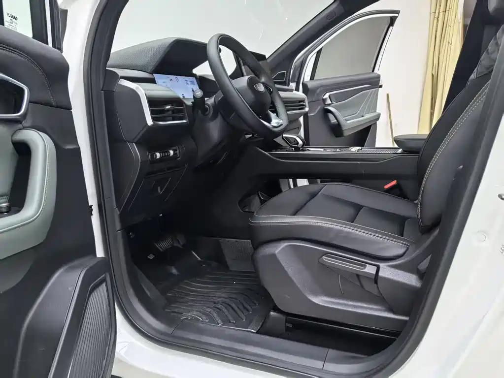 Geely Auto Haoyue L 2023 2.0T DCT Luxury 2023 - thumbnail 9