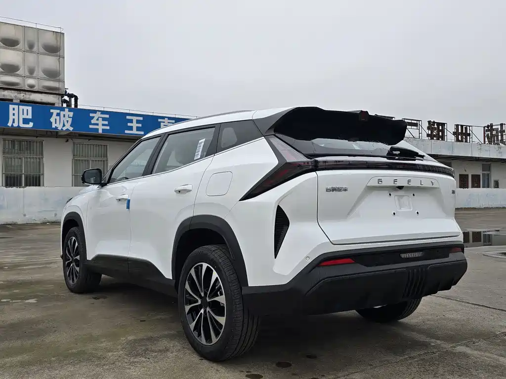 Geely Auto Emgrand 2026 1.5TD Dream Edition 2026 - thumbnail 7