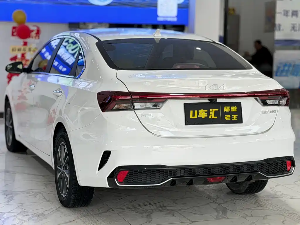 Kia KIA K3 2023 1.5L CVT Luxury 2023 - thumbnail 9