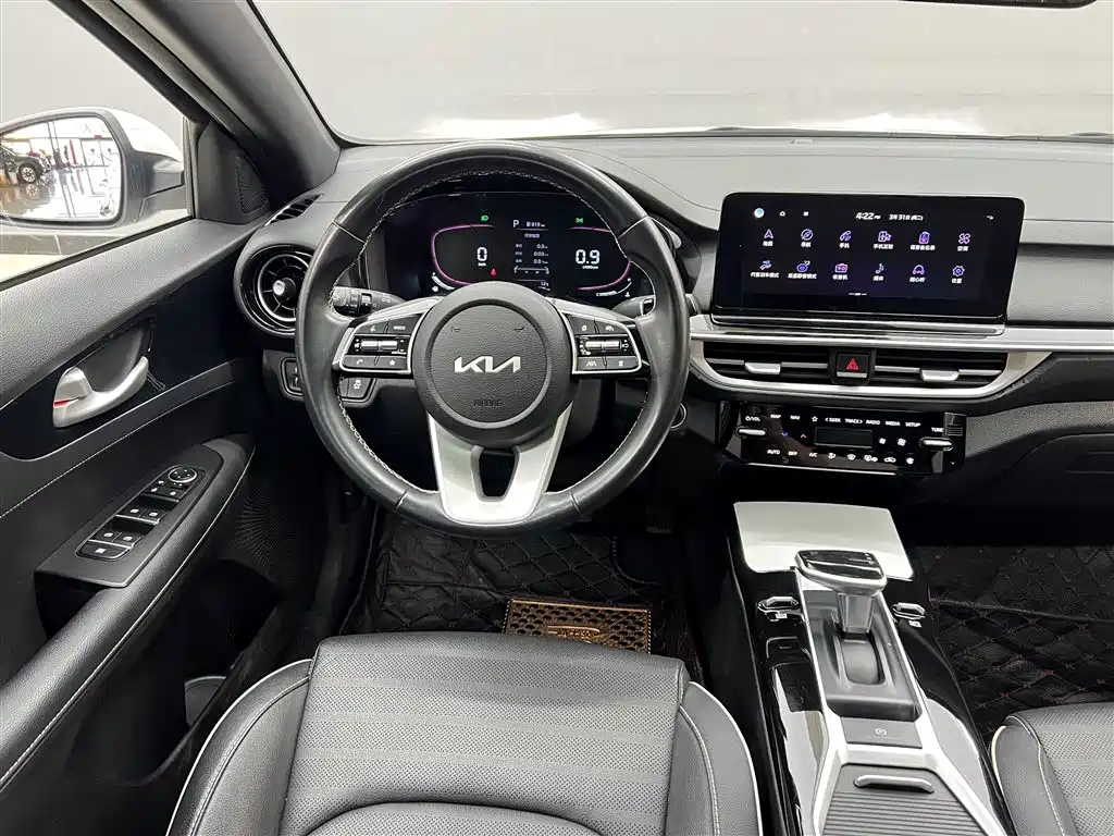 Kia KIA K3 2023 1.5L CVT Luxury 2024 - thumbnail 10