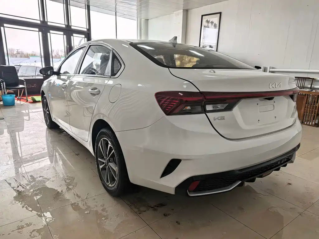 Kia KIA K3 2023 1.5L CVT Luxury Edition 2022 - thumbnail 7