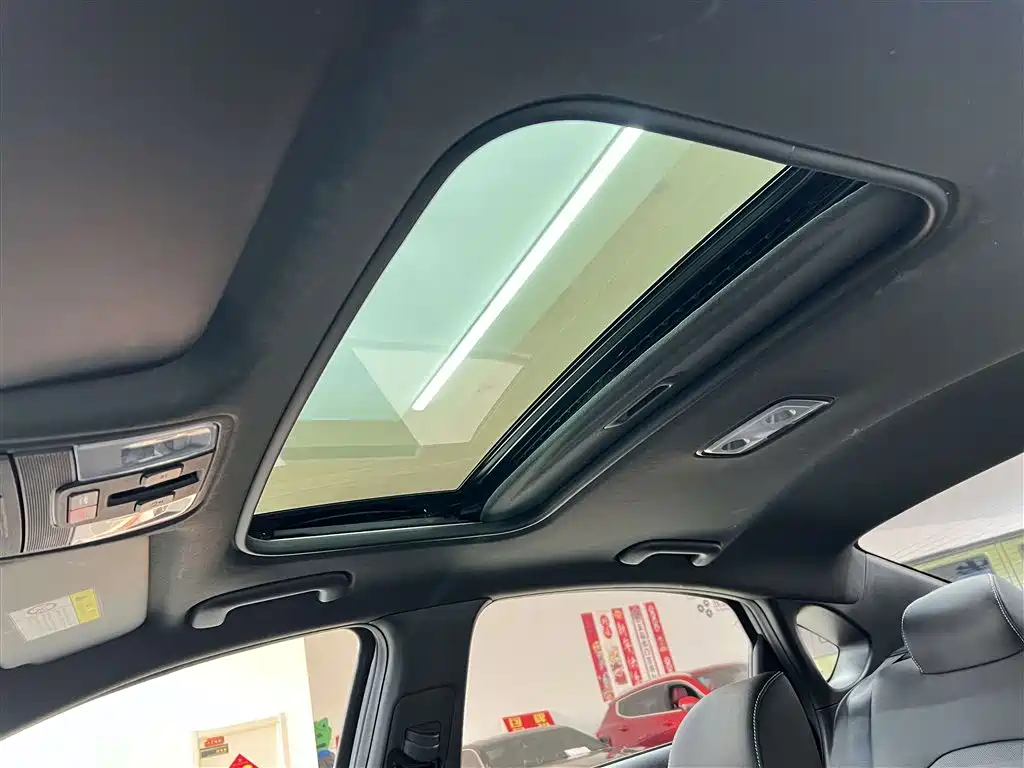 Kia KIA K3 2023 1.5L CVT Luxury 2024 - thumbnail 16