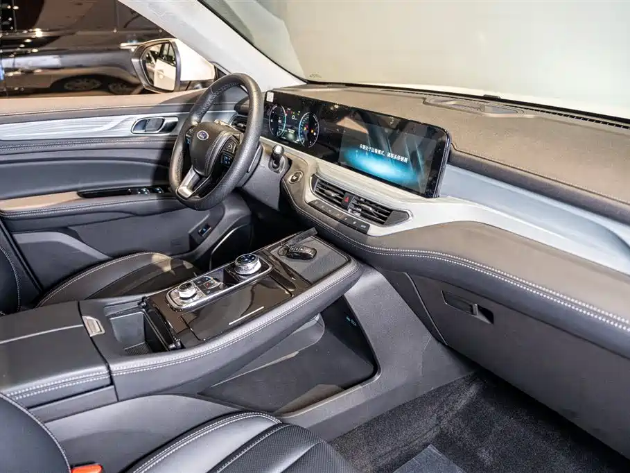 Ford Lingyu 2023 EcoBoost 225 Platinum Edition 7-seater (2/2/3) 2026 - thumbnail 10