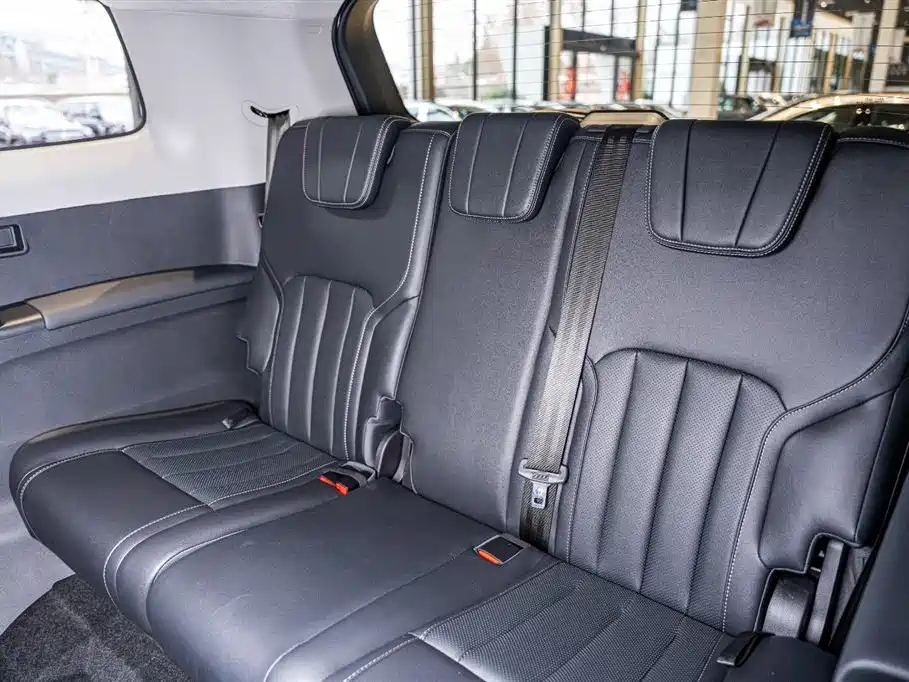 Ford Lingyu 2023 EcoBoost 225 Platinum Edition 7-seater (2/2/3) 2026 - thumbnail 16