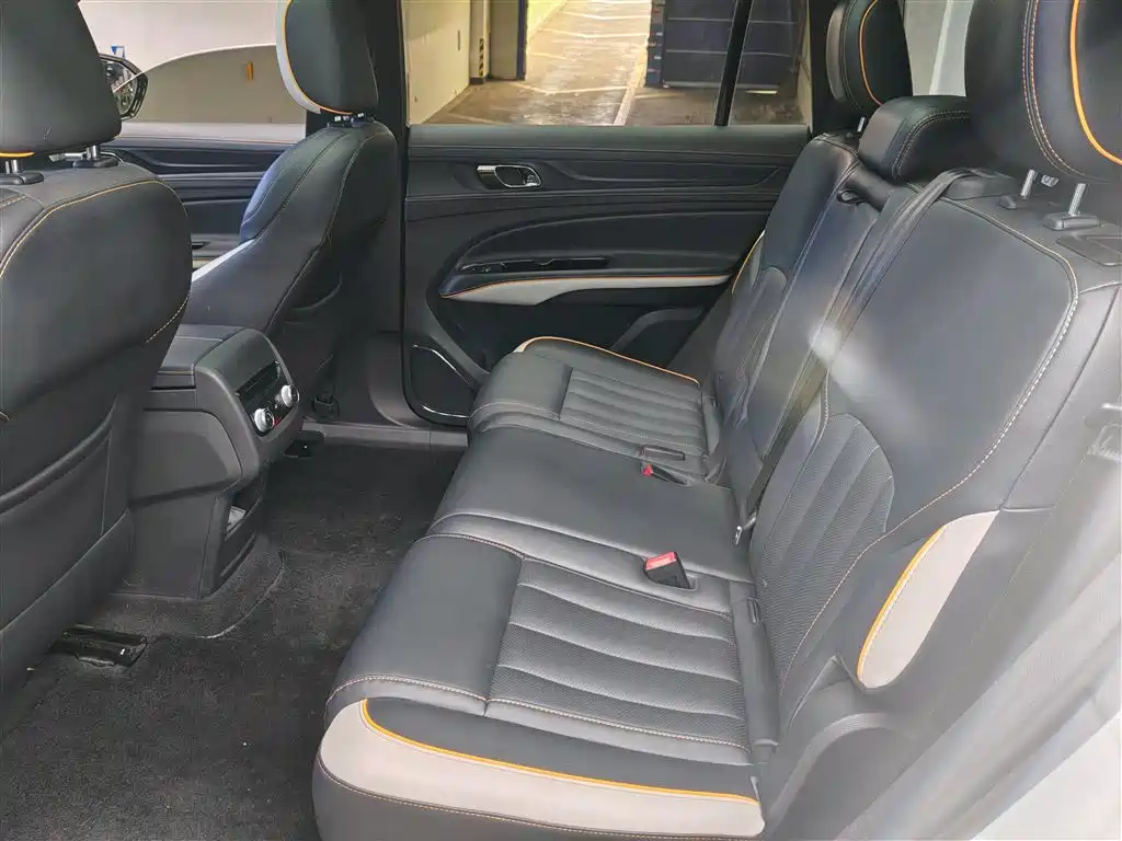 Ford Lingyu 2023 EcoBoost 225 Obsidian Orange Edition Premium 7-seater (2/3/2) 2024 - thumbnail 5