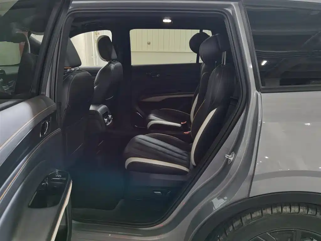 Ford Lingyu 2023 EcoBoost 225 Obsidian Orange Edition Premium 7-seater (2/2/3) 2023 - thumbnail 15
