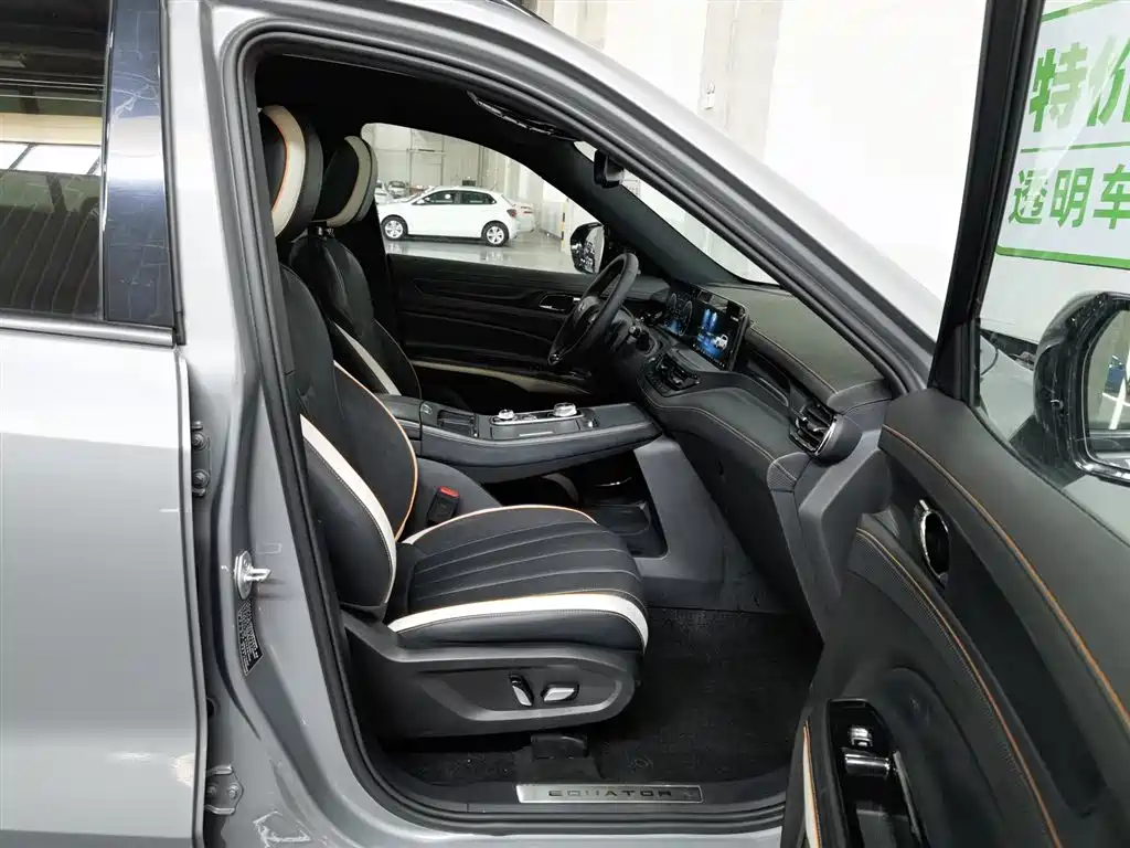 Ford Lingyu 2023 EcoBoost 225 Obsidian Orange Edition Premium 7-seater (2/2/3) 2023 - thumbnail 23