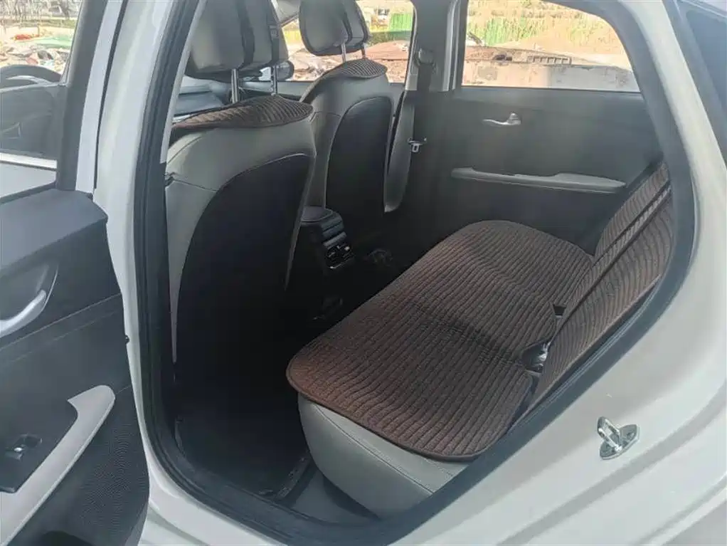 Kia KIA K3 2023 1.5L CVT Luxury 2023 - thumbnail 5