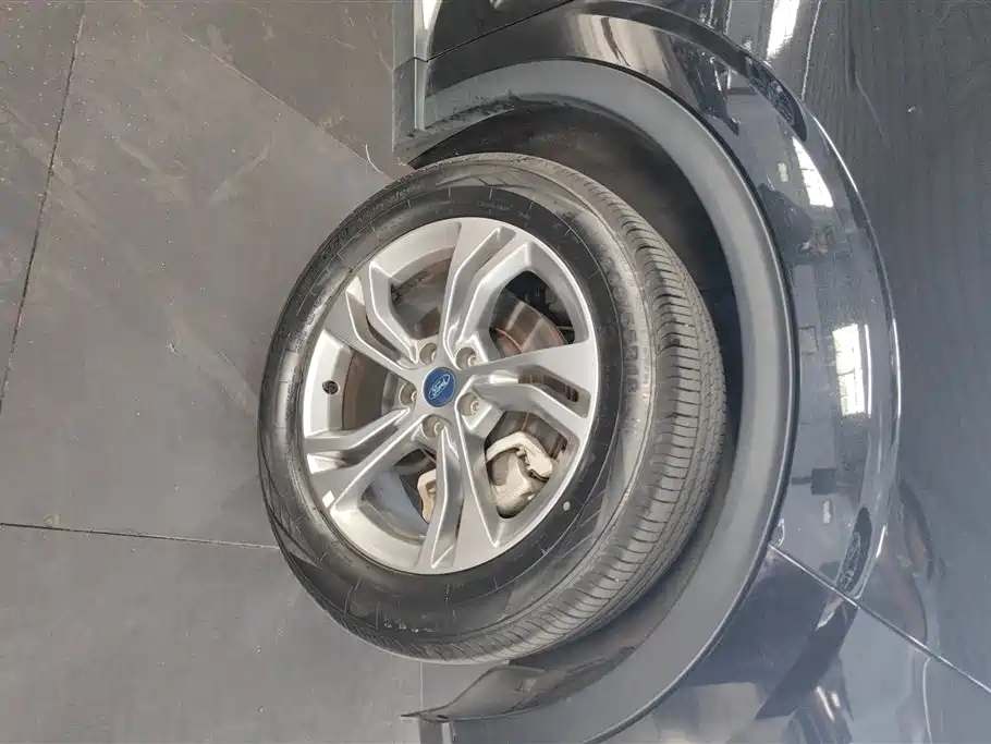 Ford Lingrui 2022 EcoBoost 170 Boiling Edition 2023 - thumbnail 6