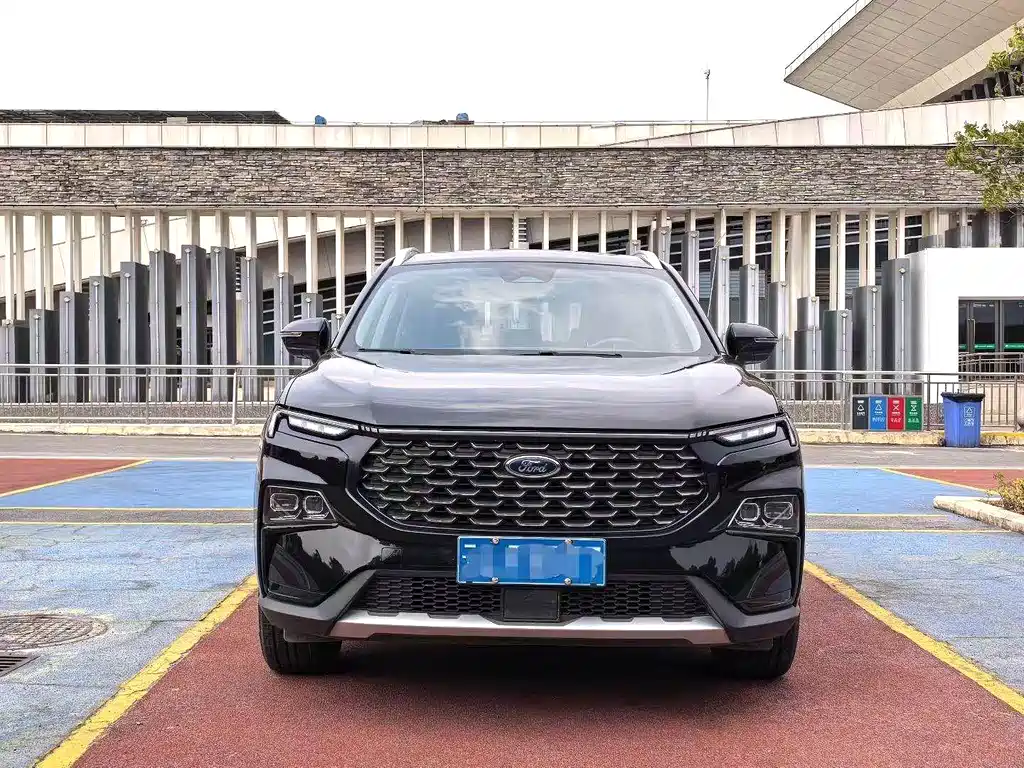Ford Lingrui 2023 EcoBoost 170 Premium 2023 - thumbnail 2