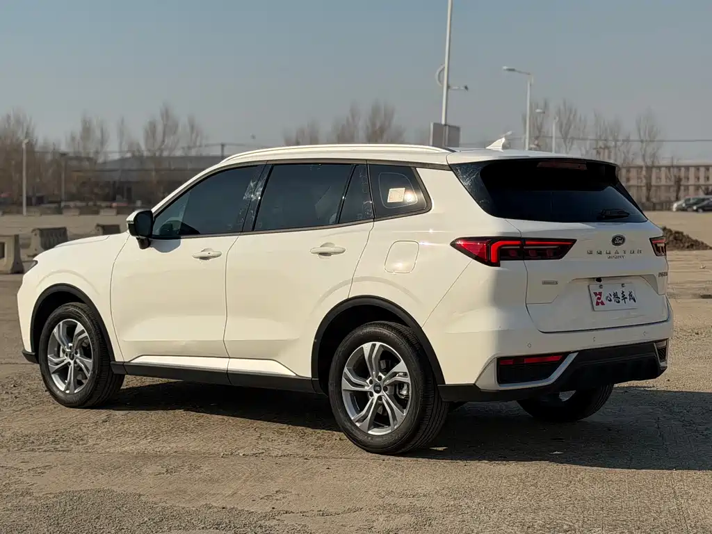 Ford Lingrui 2023 EcoBoost 170 Changling Edition 2024 - thumbnail 6