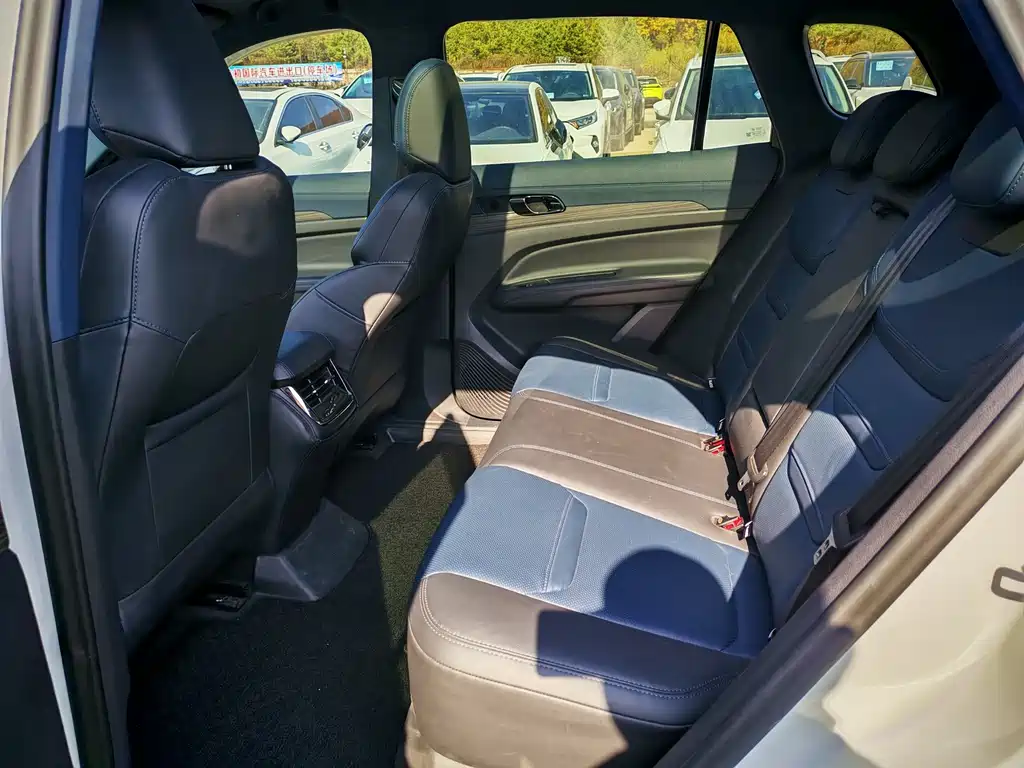 Ford Lingrui 2022 EcoBoost 170 Premium 2022 - thumbnail 11