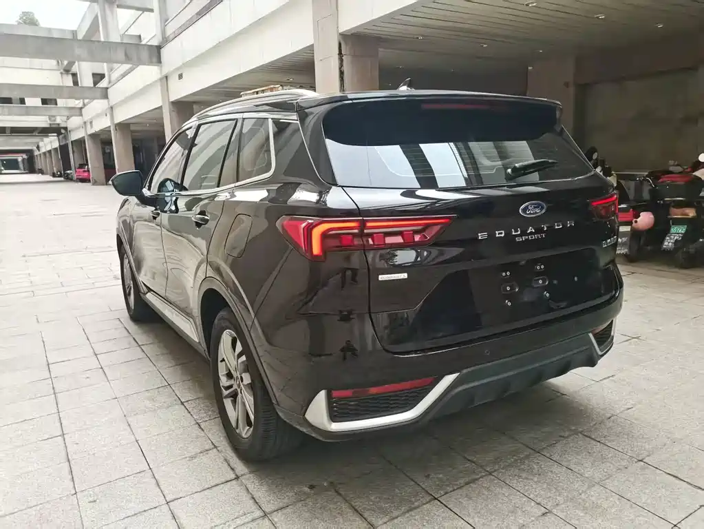 Ford Lingrui 2023 EcoBoost 170 Galaxy Edition 2023 - thumbnail 3