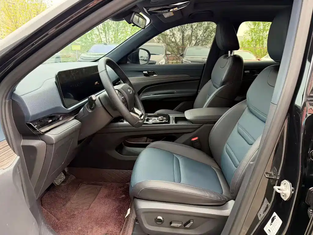 Ford Lingrui 2023 EcoBoost 170 Premium 2023 - thumbnail 4