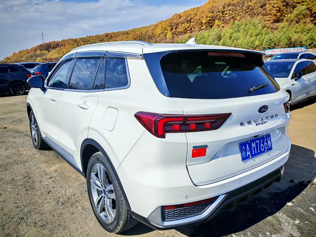 Ford Lingrui 2022 EcoBoost 170 Premium 2022 - thumbnail 17
