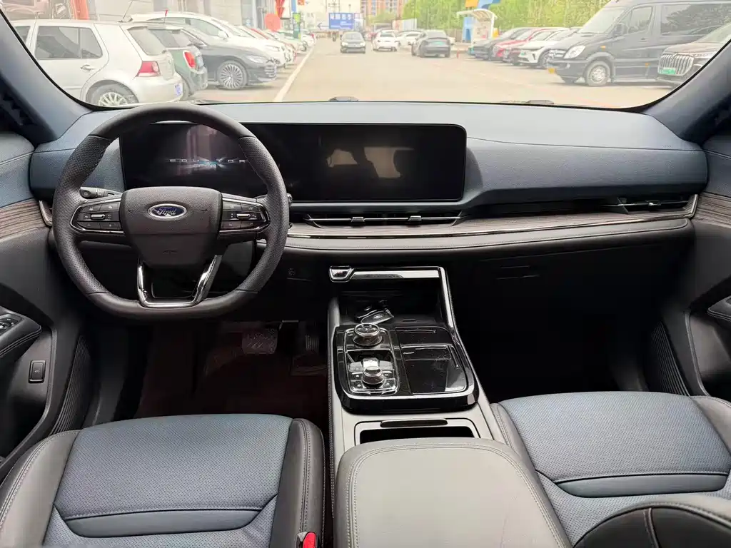 Ford Lingrui 2023 EcoBoost 170 Premium 2023 - thumbnail 6