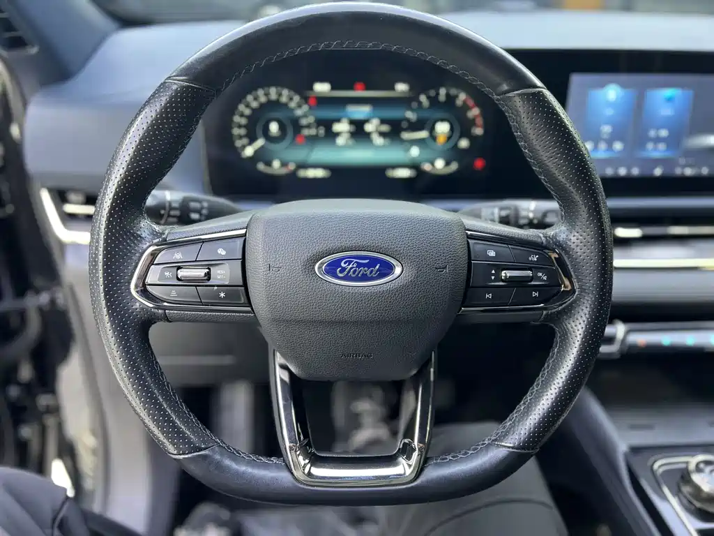 Ford Lingrui 2022 EcoBoost 170 Premium PLUS 2022 - thumbnail 5