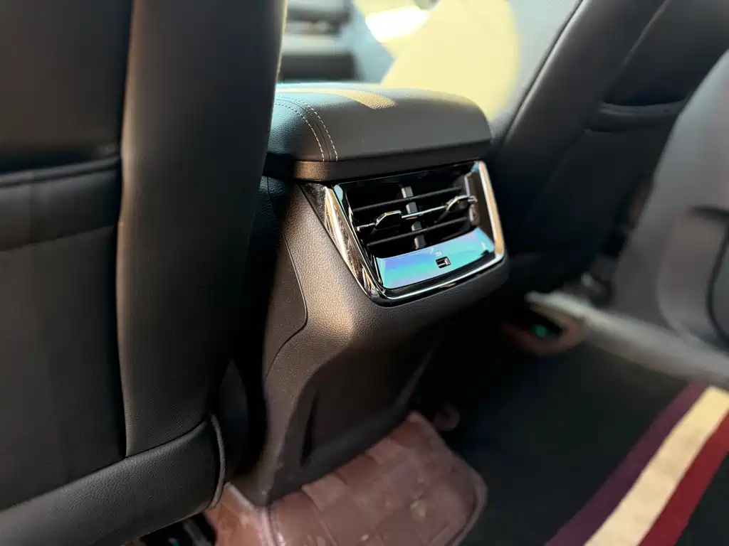 Ford Lingrui 2023 EcoBoost 170 Changling Edition 2024 - thumbnail 21