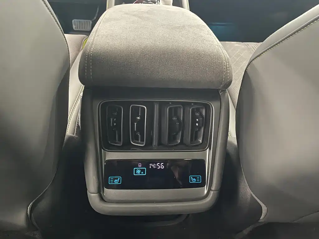 BYD Song L EV 2025 602km AWD Intelligent Driving Edition 2025 - thumbnail 9