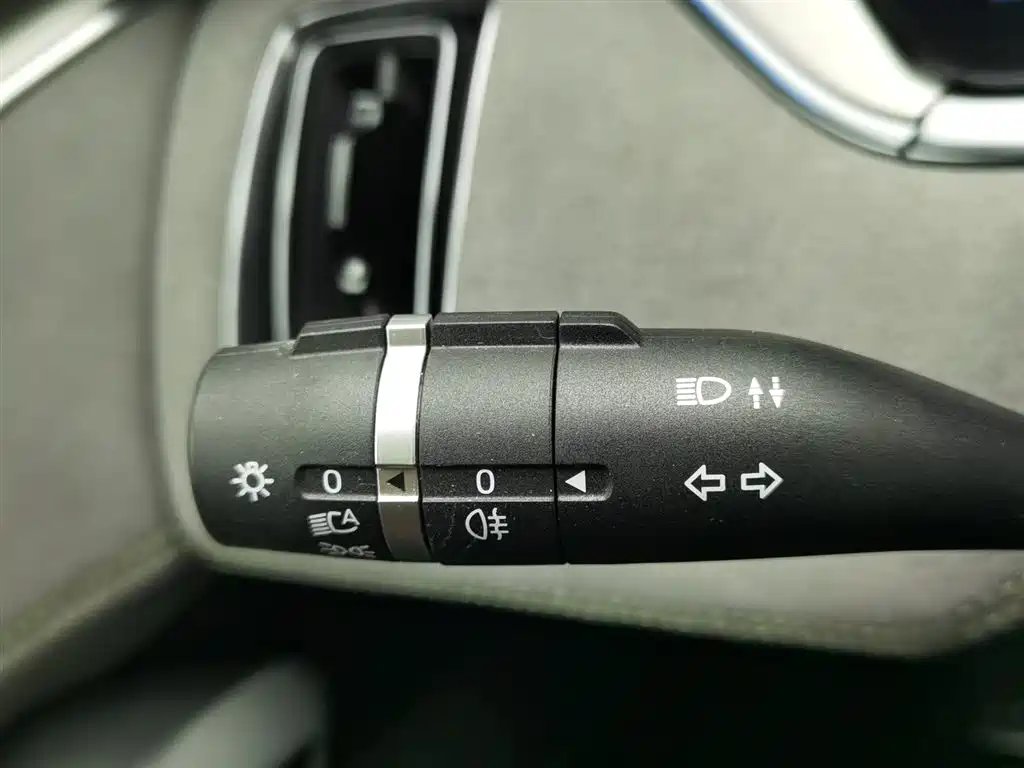 BYD (BYD Auto) Song L EV 2025 602km AWD Intelligent Driving Edition 2025 - thumbnail 21