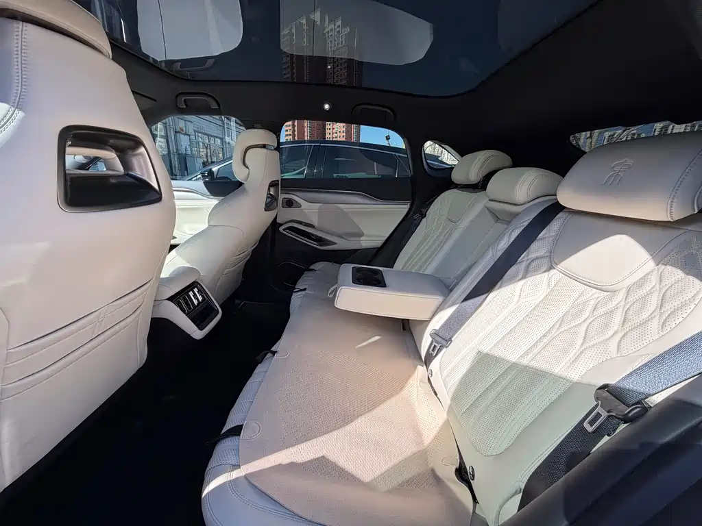 BYD (Build Your Dreams) Song L EV 2024 550km Beyond Edition 2024 - thumbnail 11